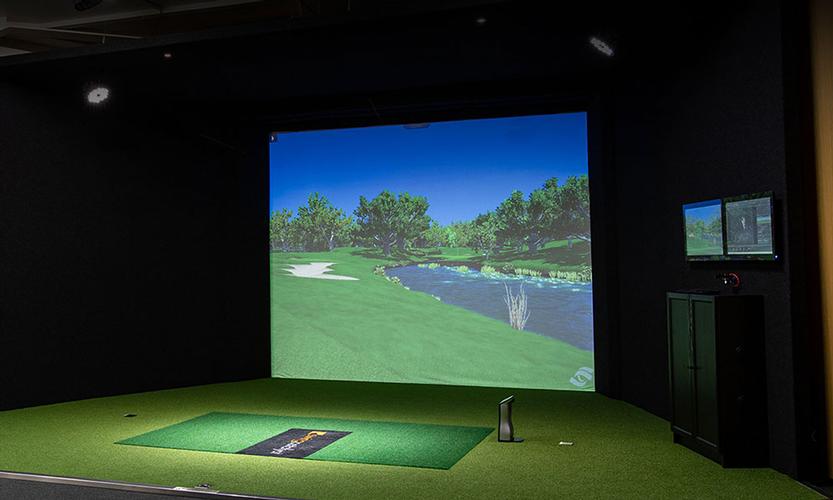 Golf Simulator Lessons Using the indoor studio at Seacourt Tennis Club on Hayling Island, clients can utilise the Foresight Sports GC2 and GC2-HMT golf simulators to refine their game using the latest and best golfing technology.